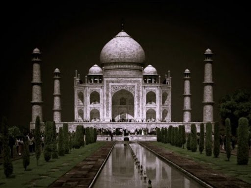 taj mahal night viewing