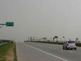 Cab yamuna expressway Agra