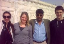 Agra tour guide with tourist