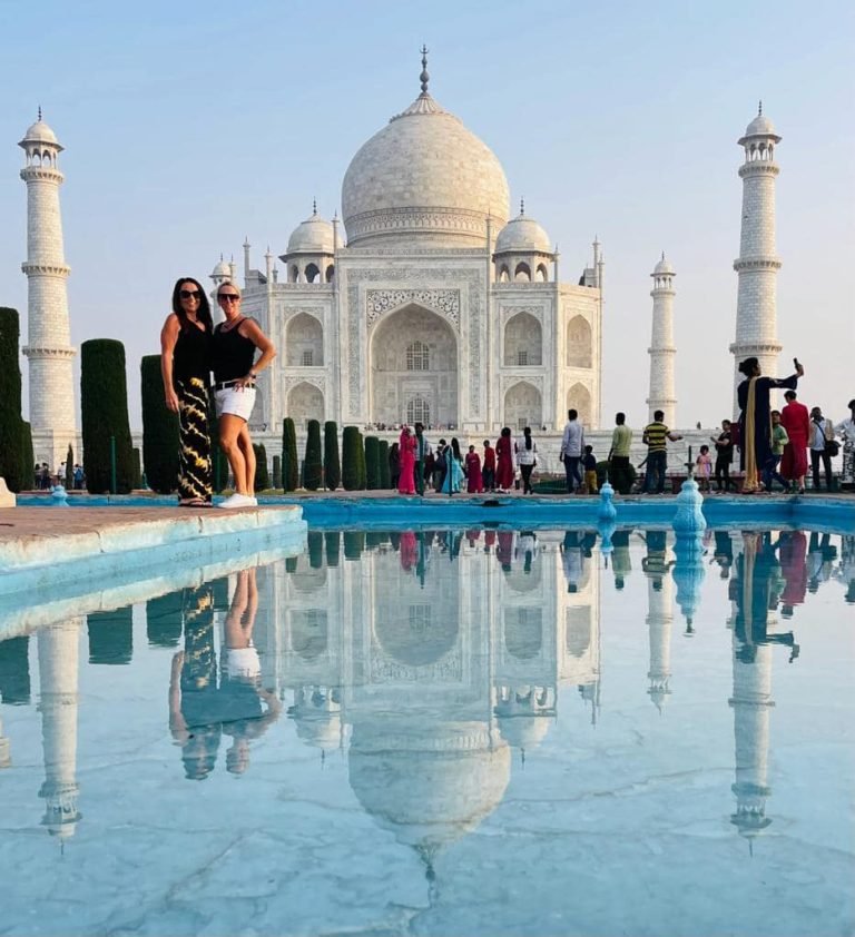 Delhi Agra Same Day Tour by Car: Explore the Iconic Taj Mahal in One Day